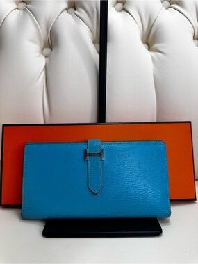 Hermes Bearn Blue Leather Women’s Wallet with Silver Hardware